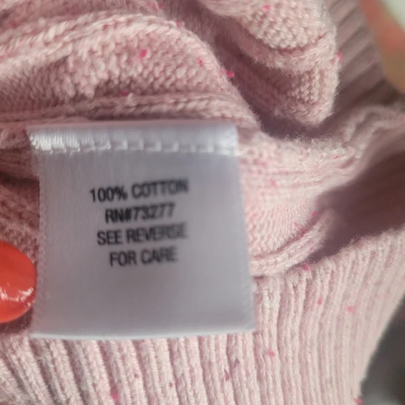 Croft and Barrow v neck pink sweater. Size Large. - Picture 6 of 6
